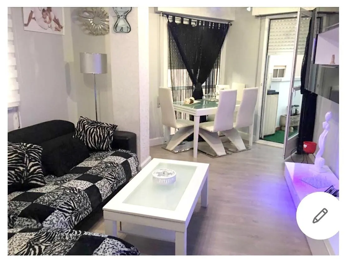 Apartment Almeria City View Apartment: Jacuzzi, Terrace & Beach Proximity